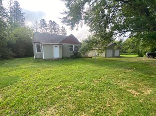 522 Old Military Rd S, Sandstone, MN 55072