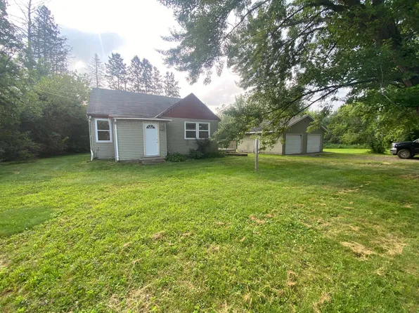 522 Old Military Rd S, Sandstone, MN 55072