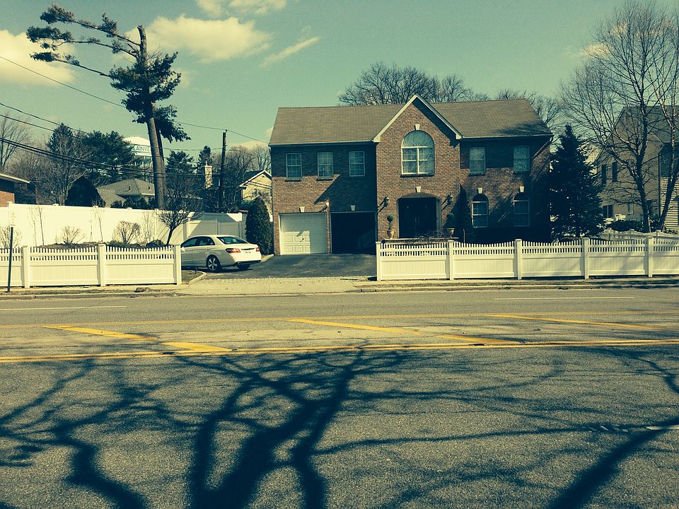 1st image of 81 Manetto Hill Rd