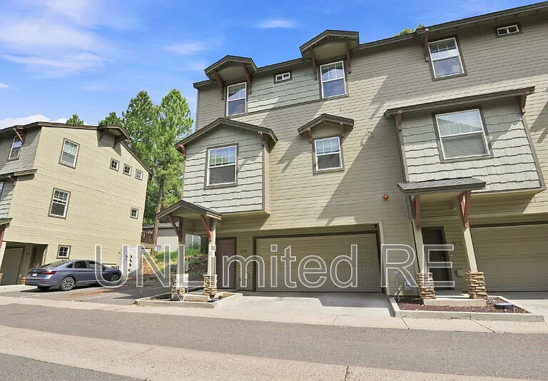 2520 W Pikes Peak Dr — Photo 4