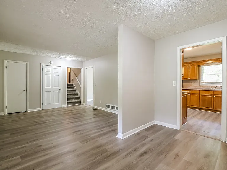 2842 Zane Grey Dr SE — Photo 7