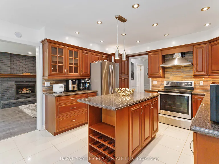 223 Sunnyside Dr — Photo 21