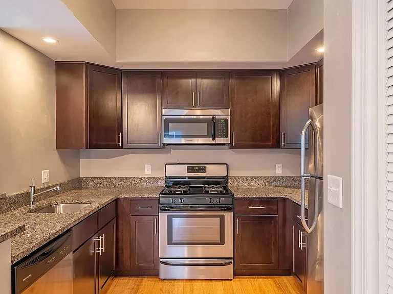 1685 Hertel Ave #A-302 — Photo 3