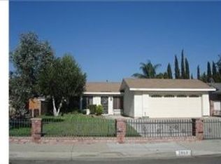 2863 S Cypress Point Dr, Ontario, CA 91761