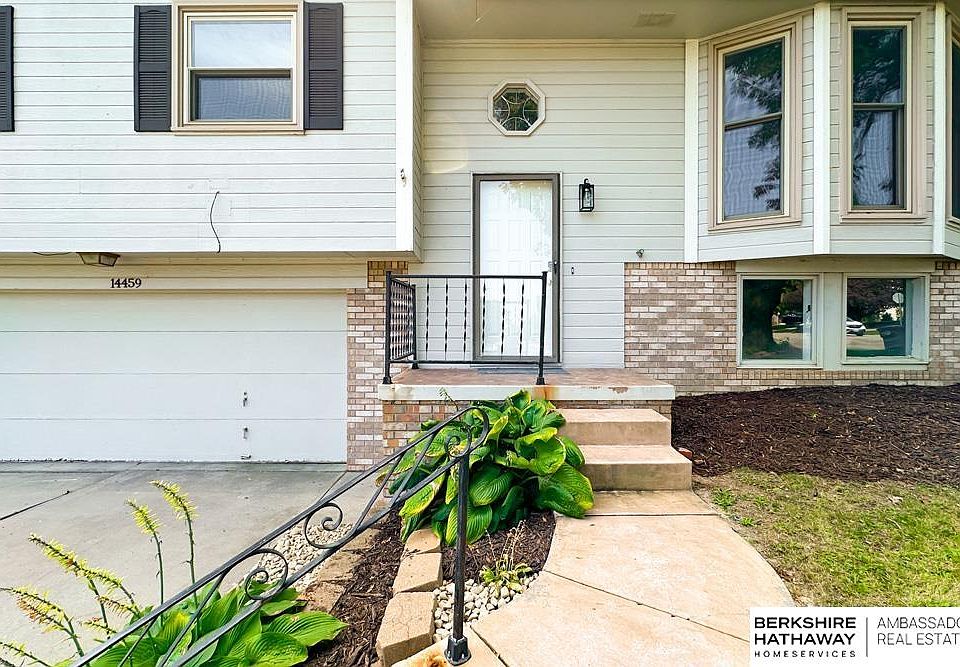 14459 Franklin St, Omaha, NE 68154 | Zillow