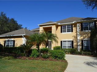 802 Red Ash Ct, Seffner, FL 33584