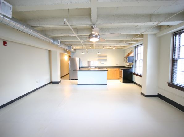 albuquerque-new-mexico-71841142 picture