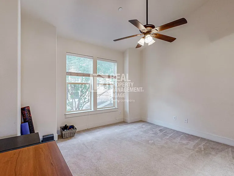 1600 Abrams Rd #39 — Photo 24