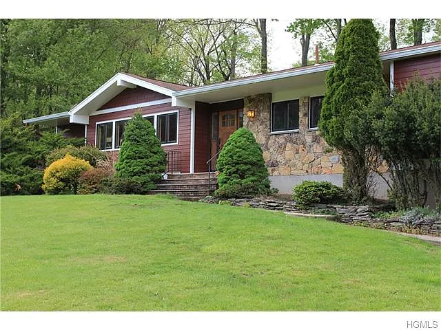 202 Kuyper Dr photo 1