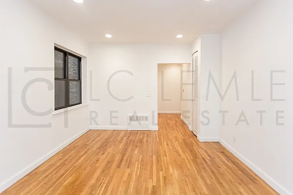 Rented by LC Lemle Real Estate Group | media 3