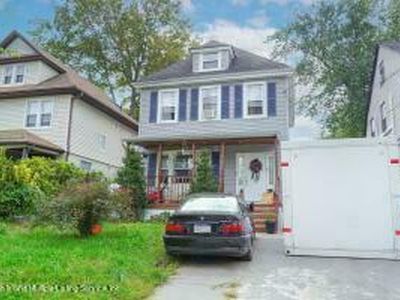 586 Henderson Ave, Staten Island, NY, 10310