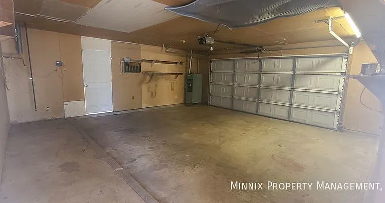 2905 Ventura Ave — Photo 42