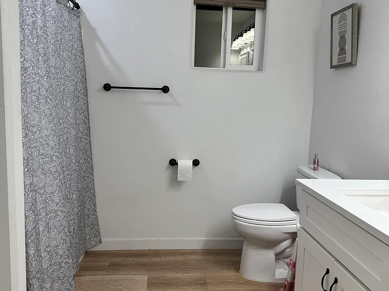 2944 W 18th Ave — Photo 14
