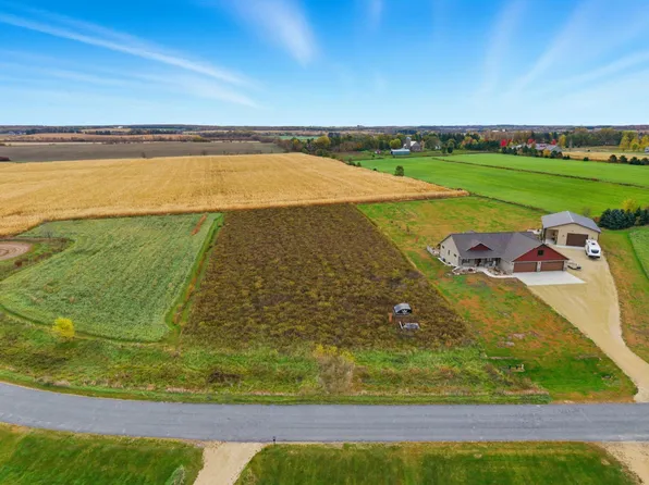 1169 167th St, Hammond, WI 54015
