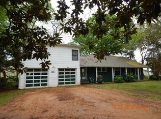 131 Bluebonnet Dr, Jones Creek, TX 77541