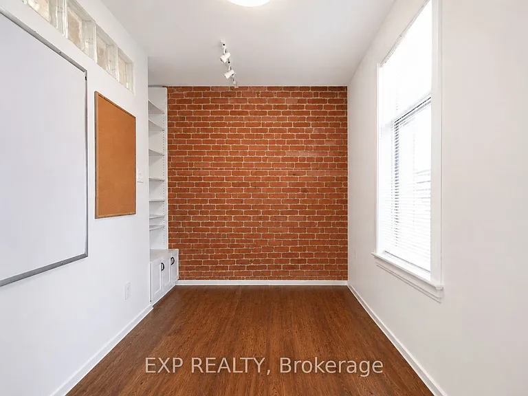 114 Sweetland Ave — Photo 22