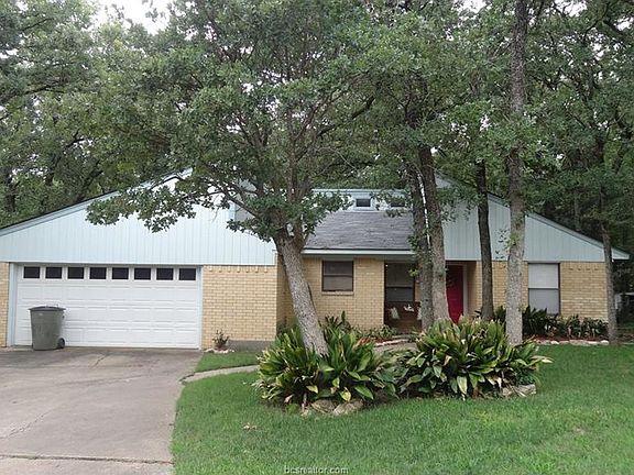 2nd image of 2111 La Brisa Dr