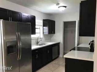 6841 Charleston St, Hollywood, FL 33024