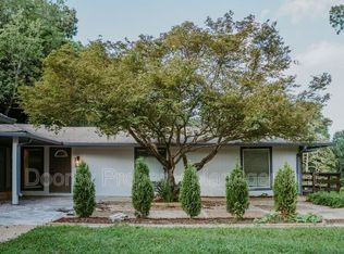 16 Glenron St #B, Red Bank, TN 37415