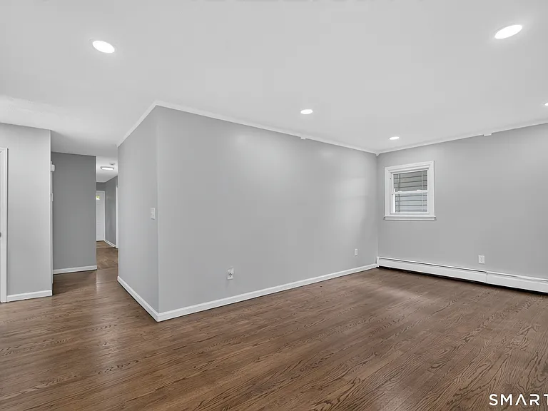 41 Admiral St #1 — Photo 8