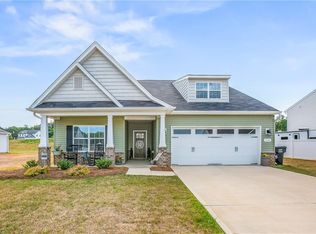 116 Sugar Maple Dr, King, NC 27021