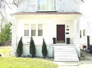 5240 S Clarendon St, Detroit, MI 48204