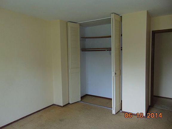 4th image of 6051 W Port Ave