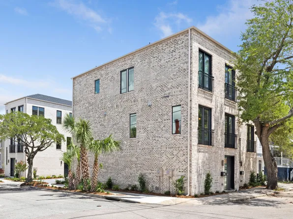 50 Cooper St, Charleston, SC 29403