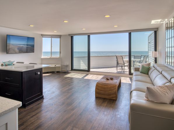 Westhampton Beach NY Condos & Apartments For Sale - 17 Listings | Zillow