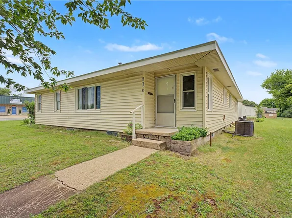 936 S Maxwell St, Siloam Springs, AR 72761