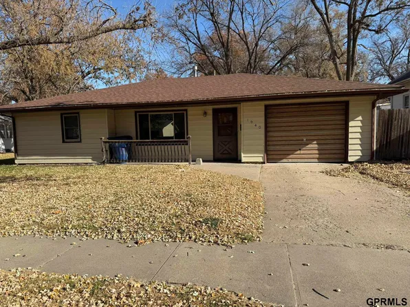 1940 Norman Ave, Crete, NE 68333