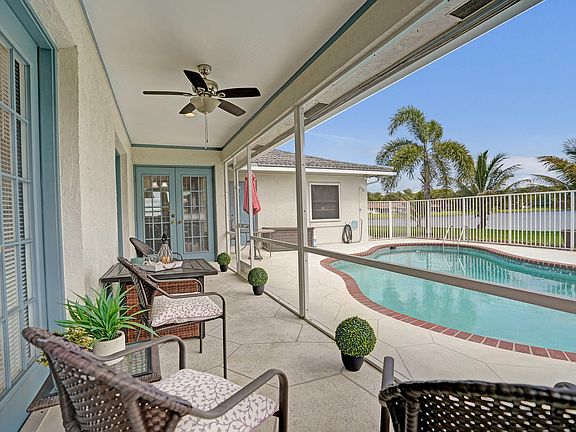 2nd image of 86 Las Brisas