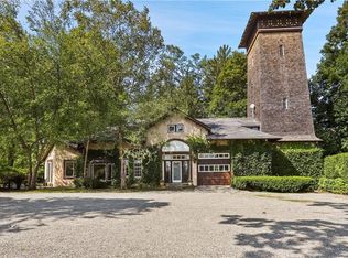 108 Springhurst Rd, Bedford Hills, NY 10507