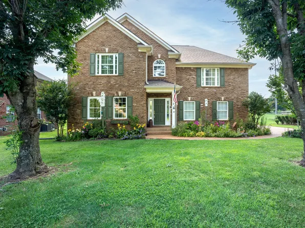 1083 Auldridge Dr, Spring Hill, TN 37174