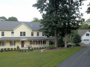 98A Walnut Tree Hill Rd, Sandy Hook, CT 06482