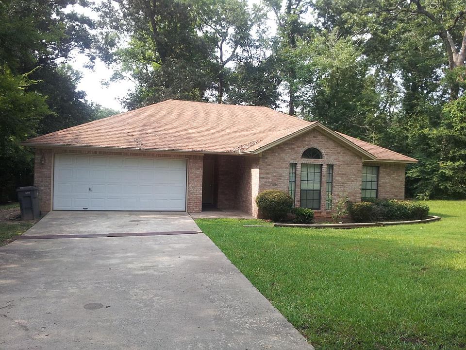 1st image of 405 Whitehouse Dr
