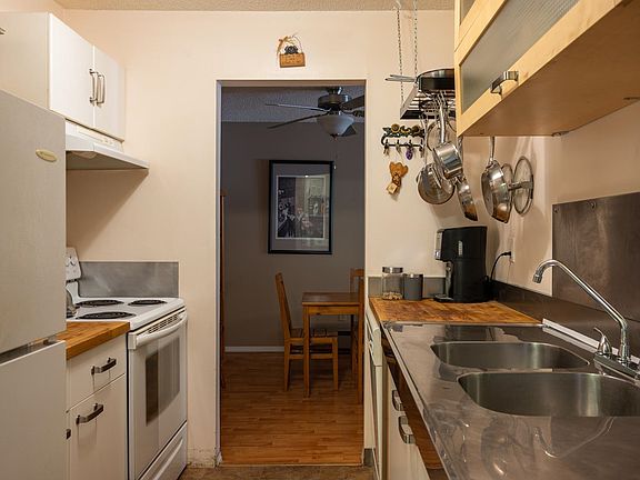 5th image of 7426 138th St #102