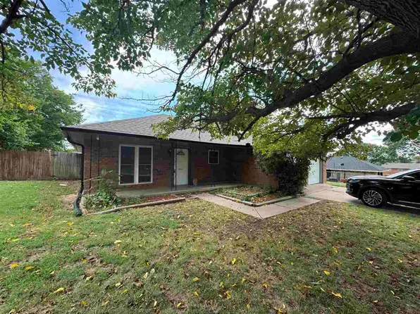 4640 NW Lincoln Ave, Lawton, OK 73505