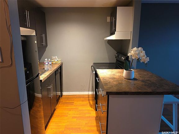 5th image of UNIT 5-2 Summers PLACE