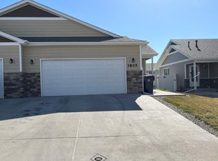 3805 Gunsmoke Rd, Cheyenne, WY 82001