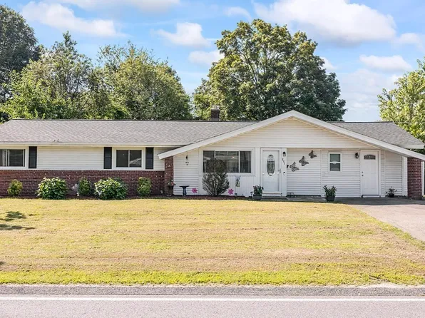 893 Court St, Brockton, MA 02302