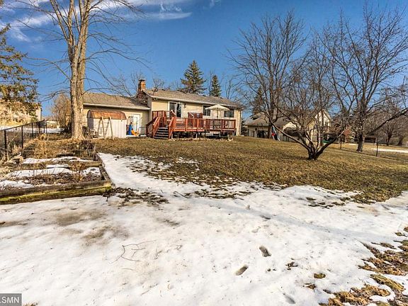 5th image of 15838 Harwell Ave