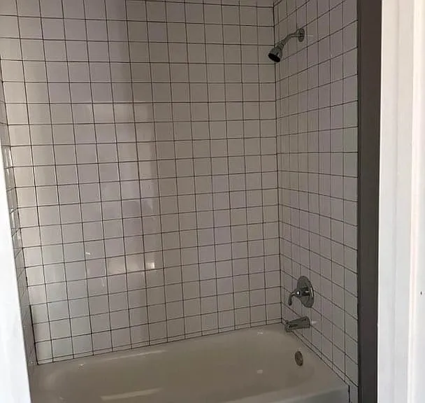 1418 Woodlawn Ave — Photo 12