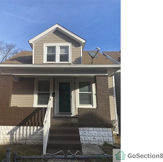 2nd image of 105 Saunders Ct