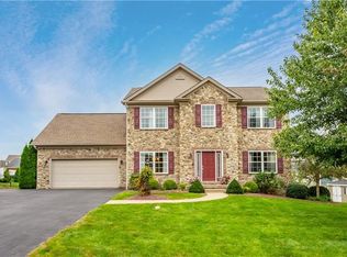 215 Windham Ln, Mars, PA 16046