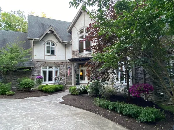 20301 Shelburne Rd APT 5-A, Shaker Heights, OH 44118