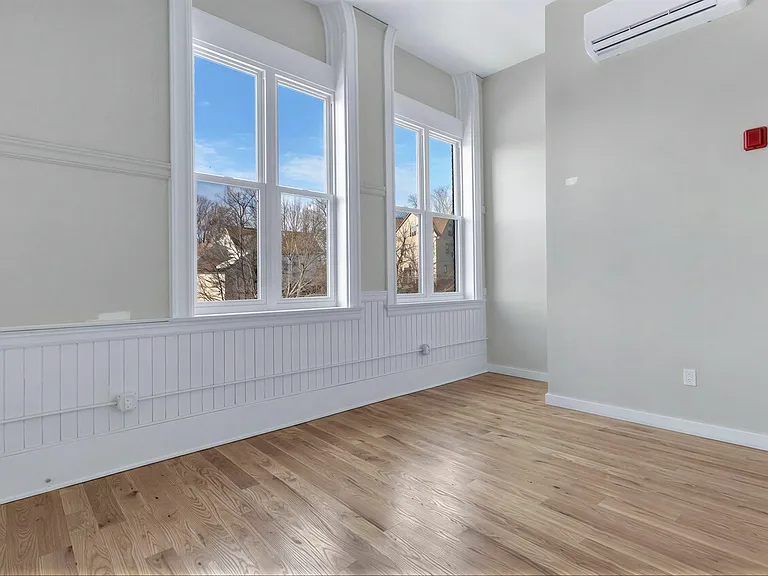 72 Kendrick Ave #101 — Photo 12