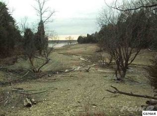 127 Yacht View Dr, Baneberry, TN 37890