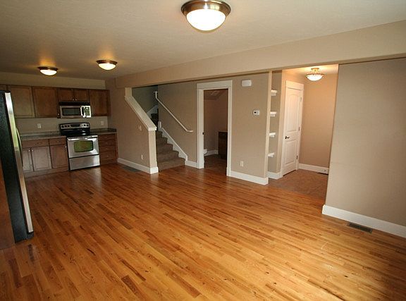 4th image of 1133 N 14th Ave APT 105