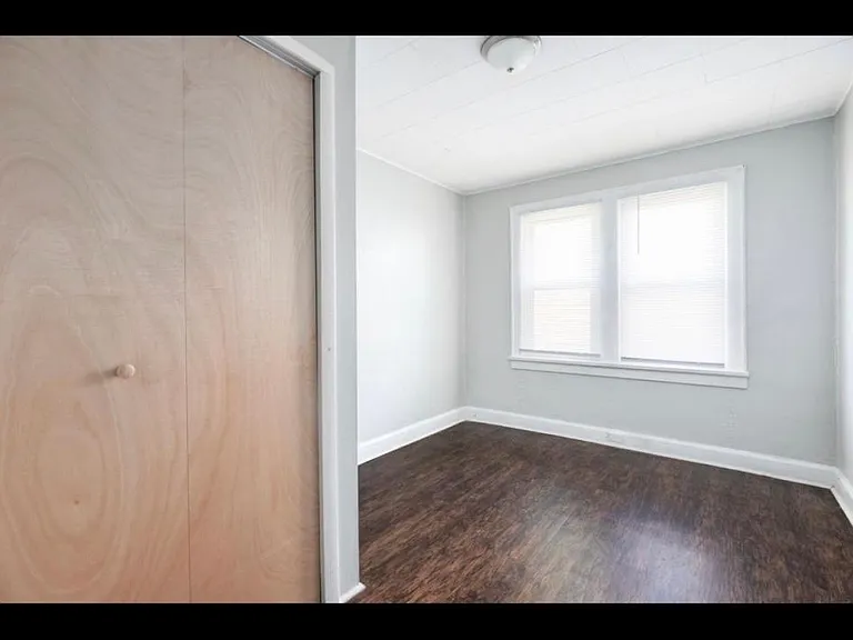 2108 N Ball Ave — Photo 10